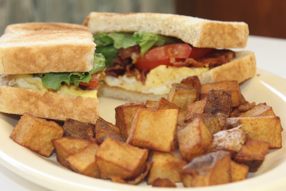 Dove Creek Cafe brings comfort food with a Western flair to Roanoke