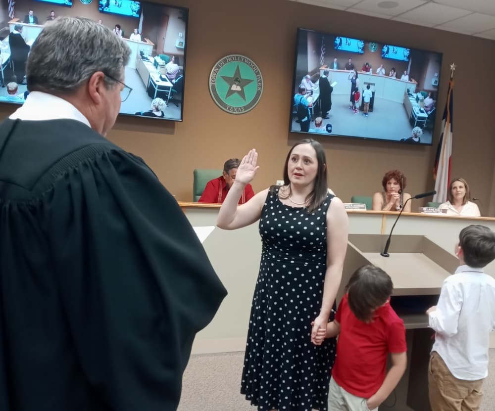 Hollywood Park City Council to interview prospects for council vacancy