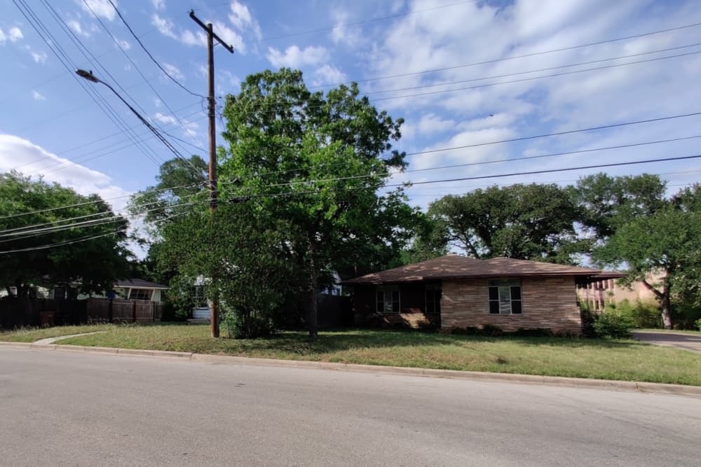 100-unit supportive housing project clears Austin Planning Commission over Hancock neighbors' opposition
