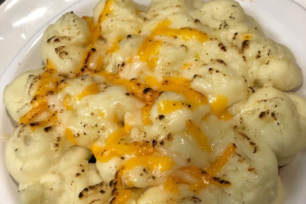 McNeal’s Tavern & Eatery now open in downtown Plano