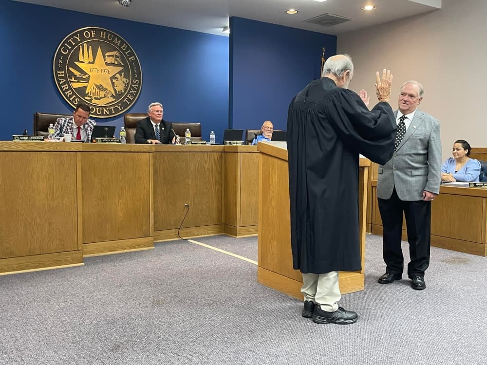 Humble City Council Place 5 incumbent David Pierce was sworn into office at a May 26 meeting. (Hannah Zedaker/Community Impact Newspaper)