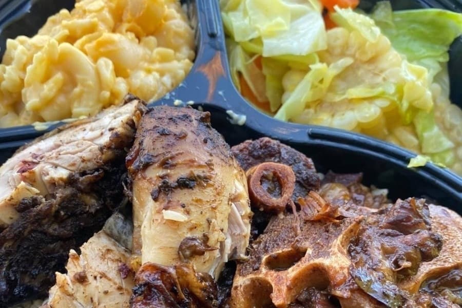 Island Tingz Caribbean Grill celebrates 1-year anniversary in Humble