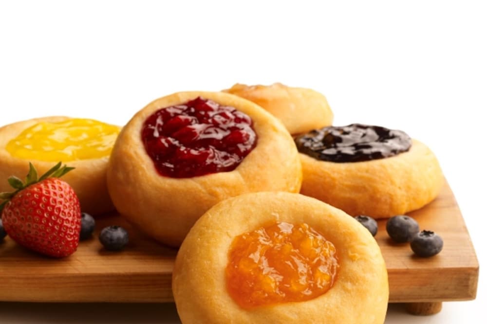 Kolache Factory soft opens bakery, cafe in Sienna