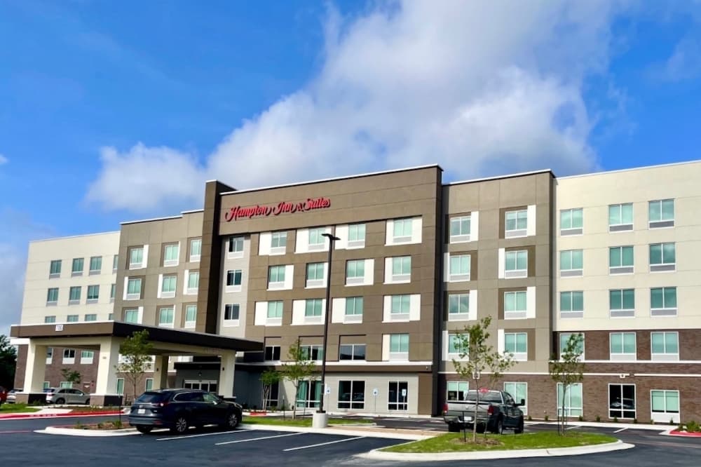 Hampton Inn & Suites Cedar Park North Austin now open