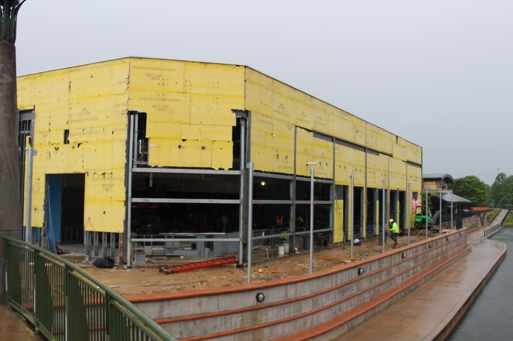 North Italia under construction at The Woodlands Mall to replace Brio Italian Grille