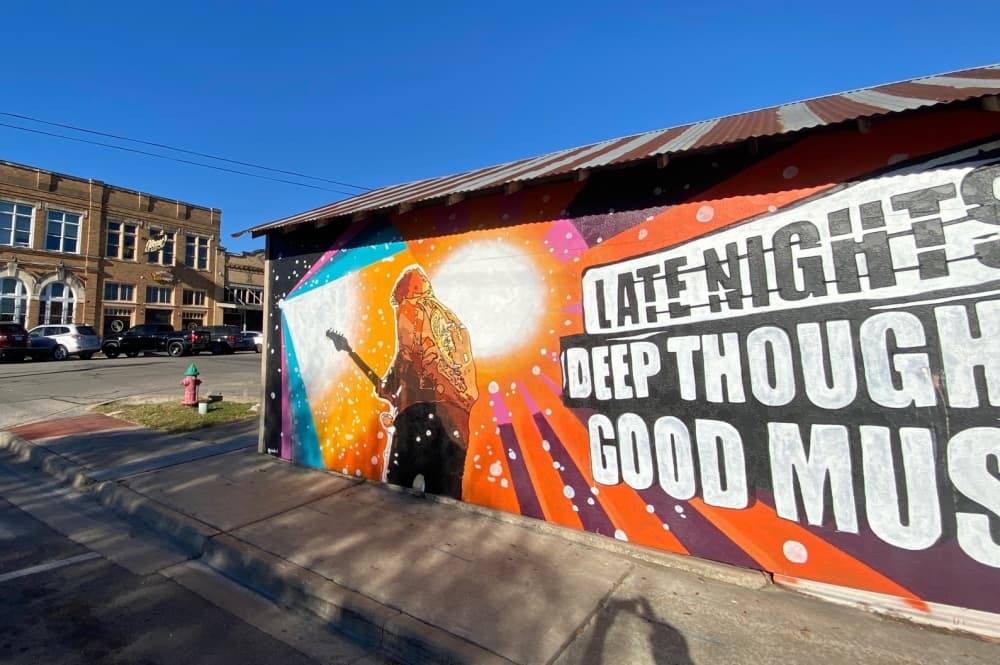 Pflugerville seeking artists for community mural