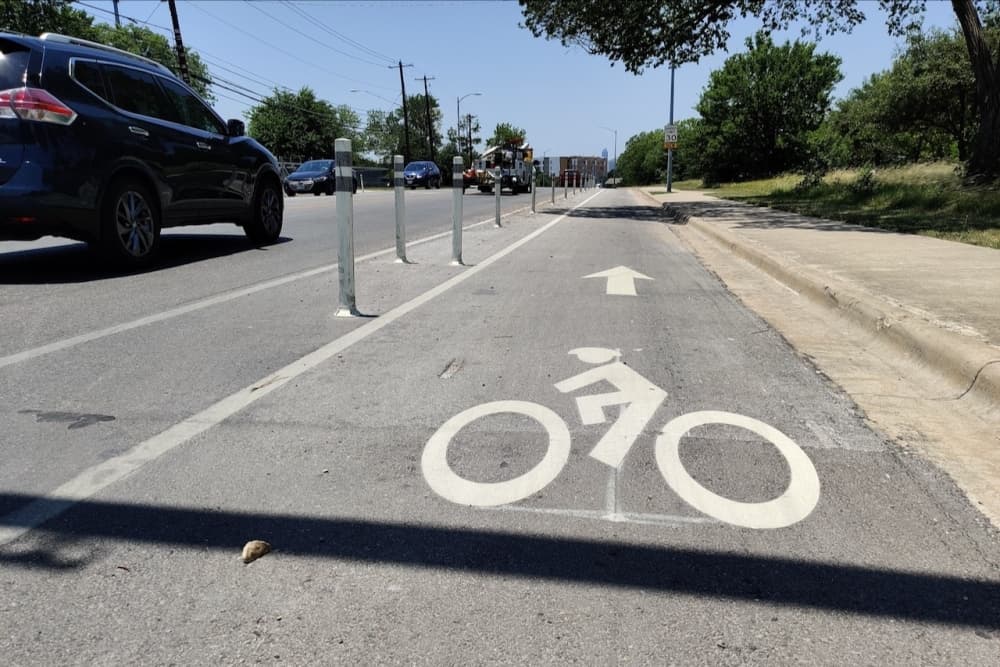 Transportation commission backs 'bounty' program to reward Austinites who report blocked bike lanes