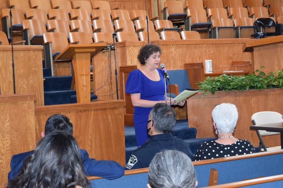 Austin leaders hold summit on gun violence