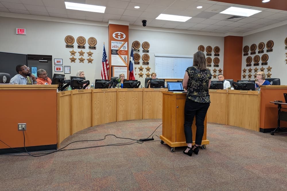 Hutto ISD trustees receive recommendations from task force on gifted and talented program