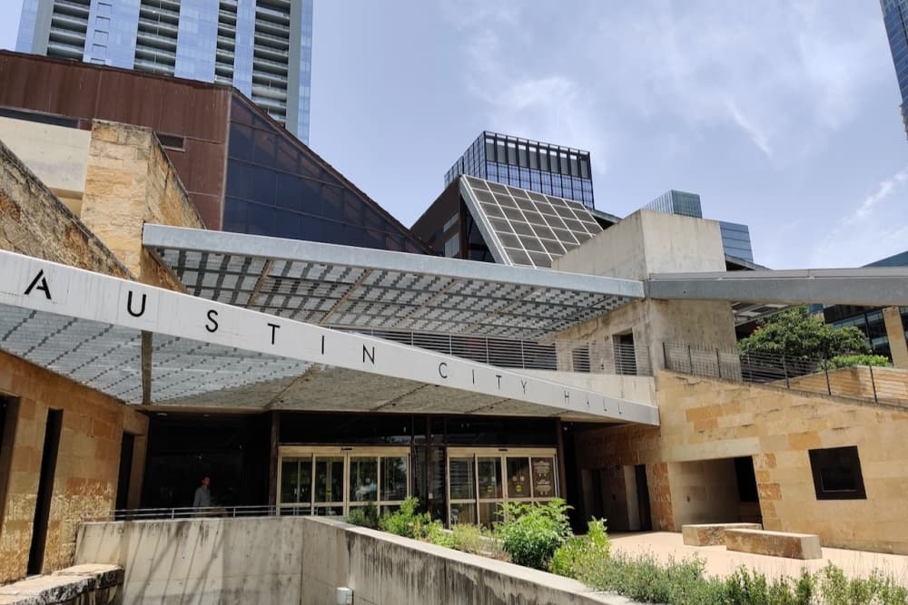 Council approves plan to lift Austin's living wage to $22 per hour