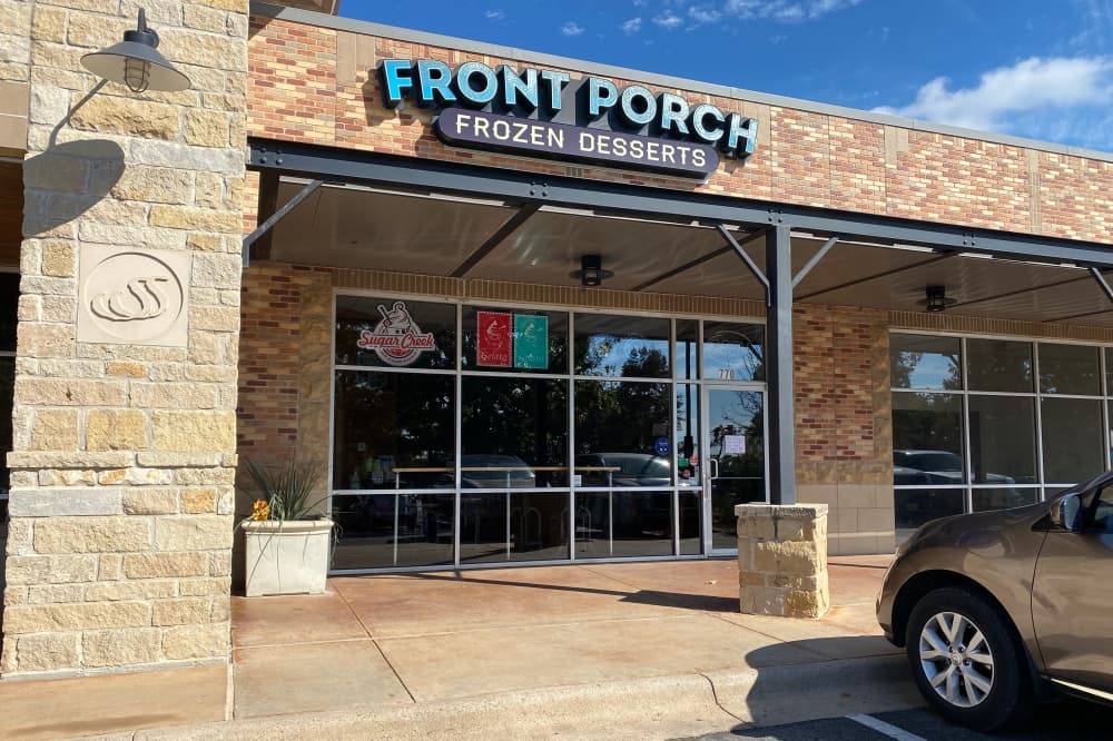 Sharetea will occupy a retail tenant space formerly home to Front Porch Frozen Desserts with a target opening in the fall. (Brooke Sjoberg/Community Impact Newspaper)