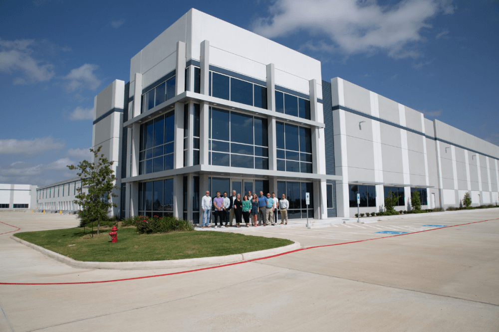 Woman-owned Isikel, a medical supplies manufacturer and distributor, plans to produce over 440 million nitrile gloves to meet demand in the health care industry starting in the fall. (Courtesy Pexels)