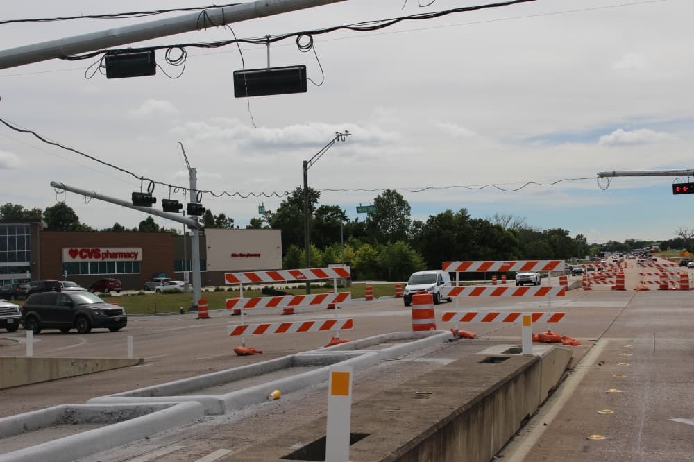 Hwy. 105 project to add raised median progresses