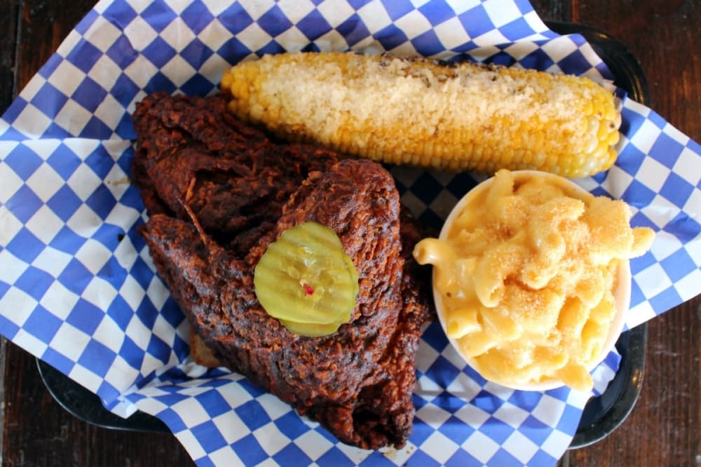 Lakewood eatery Palmer's specializes in Nashville hot chicken, catfish and shrimp