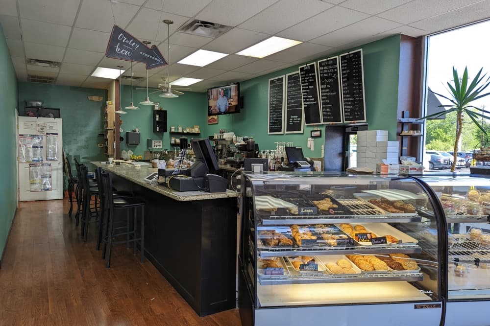 Hutto's Baked 'n Sconed reopens dining room