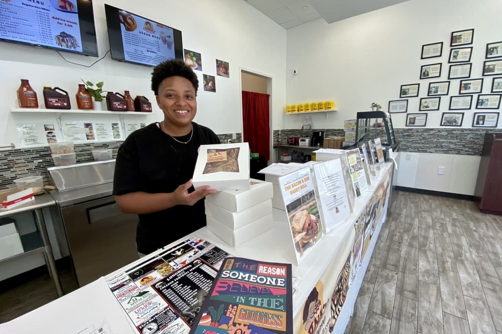 Cranky Granny’s Sweet Rolls to close Domain storefront July 31, looking to reopen as food truck
