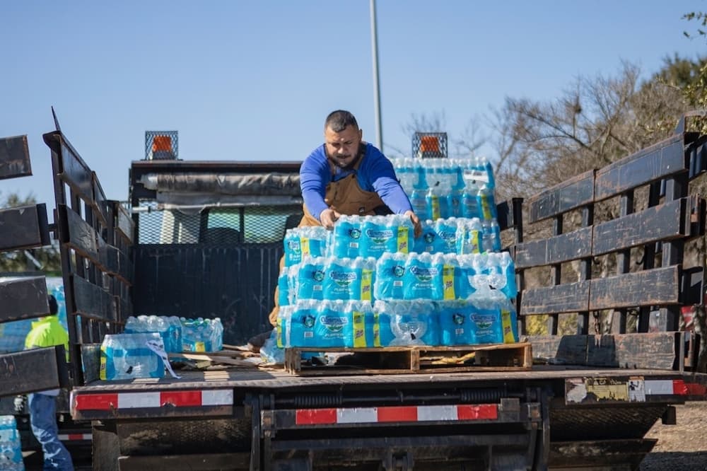 Council ratifies emergency water distribution contract from Feb. boil-water incident; Austin Water audit moving forward