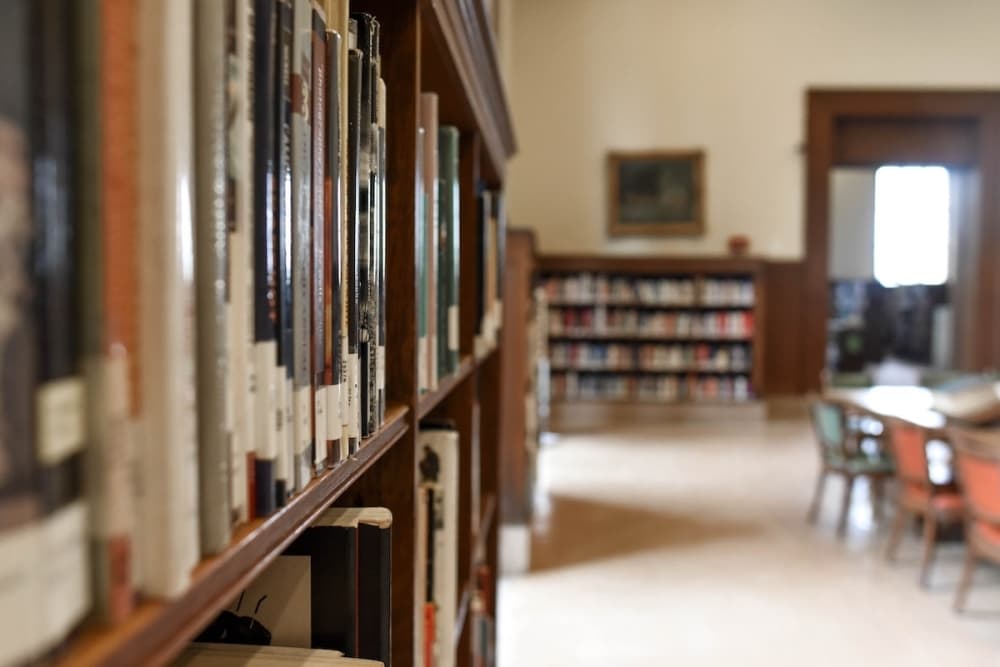 Conroe ISD board of trustees adopts new policy for library books