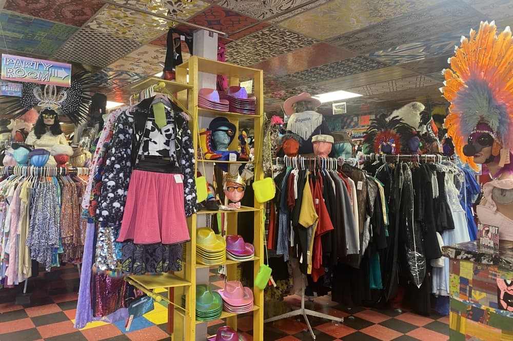 Lucy in Disguise with Diamonds is closing after 38 years in Austin
