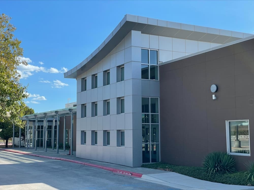 Valor Public Schools changes name to Valor Education