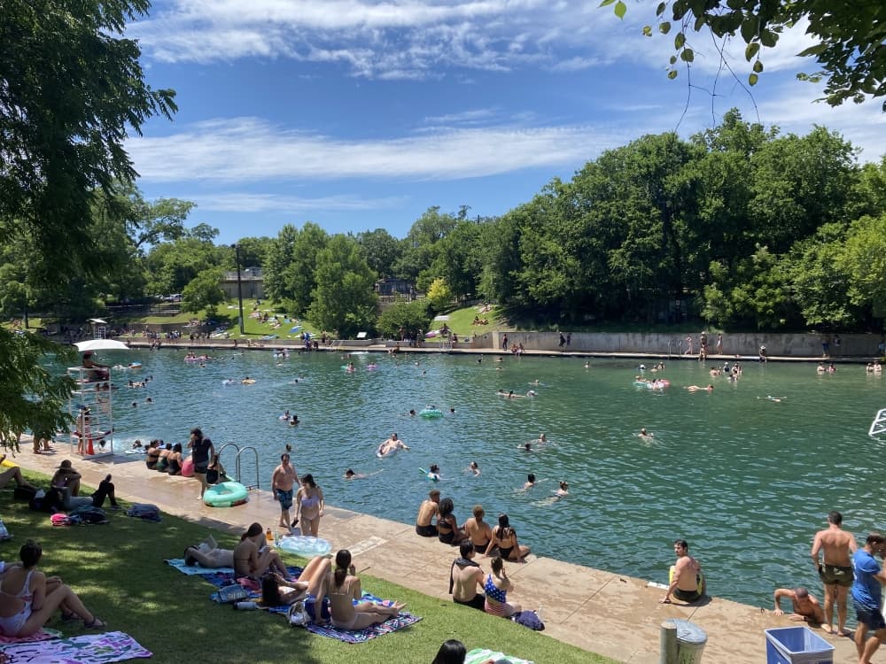 Barton Springs Pool ruled safe after toxic algae detected at Barton Creek