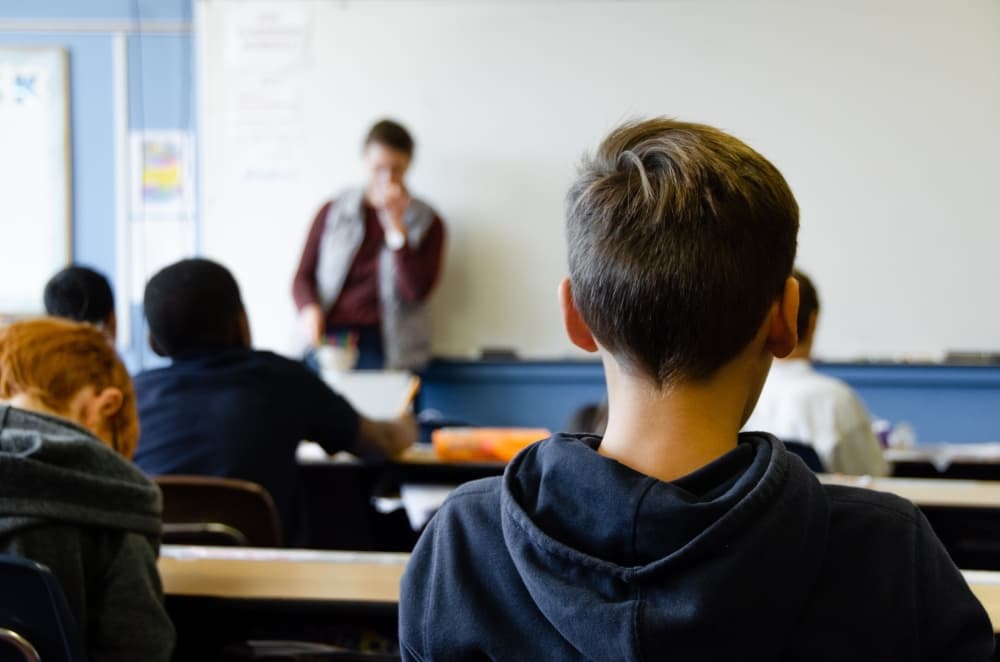 Record percentage of Texas teachers considering quitting, survey shows
