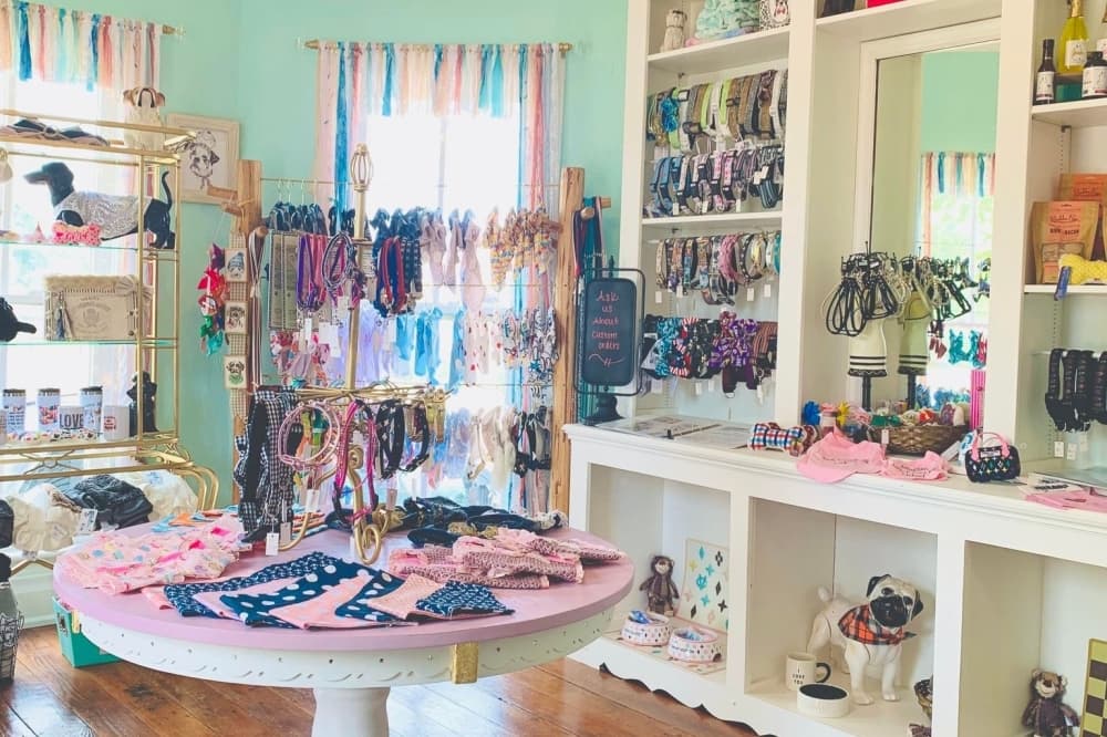 Foo Foo Fido opens in League City