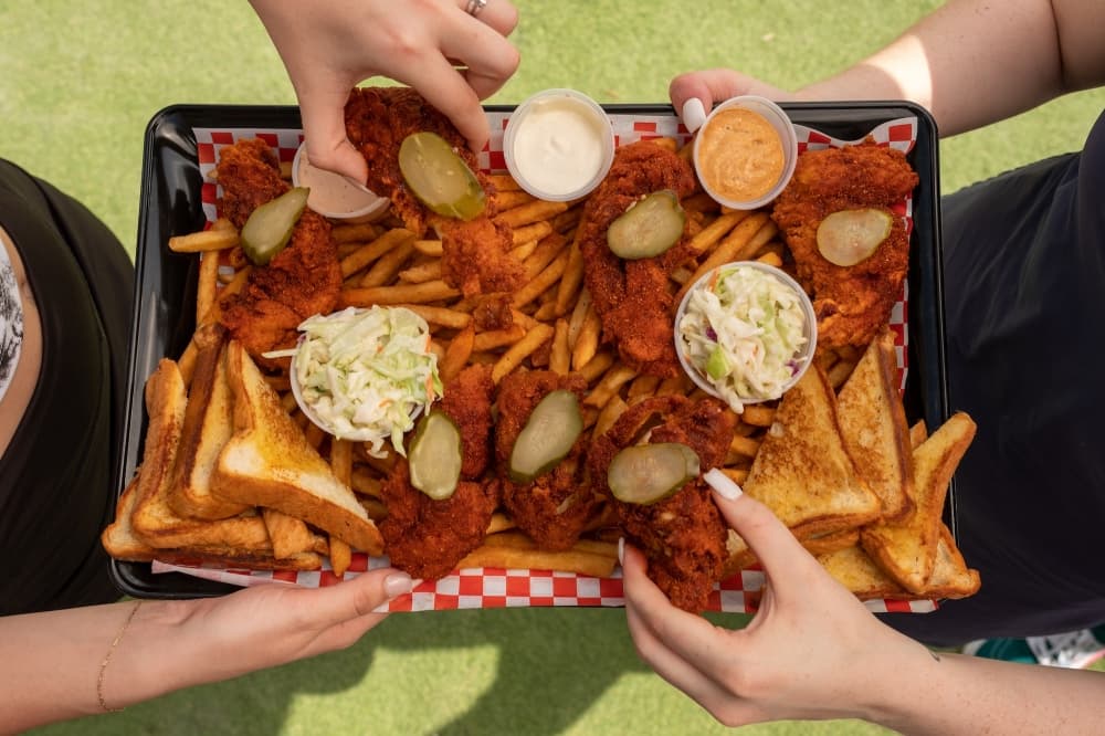 Clutch City Cluckers food truck to hold three-day grand opening event