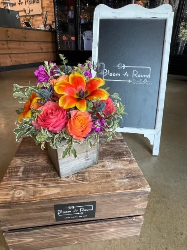 The business offers custom designs. Along with floral designs, the shop offers household items and decor. (Courtesy Bloom-A-Round)
