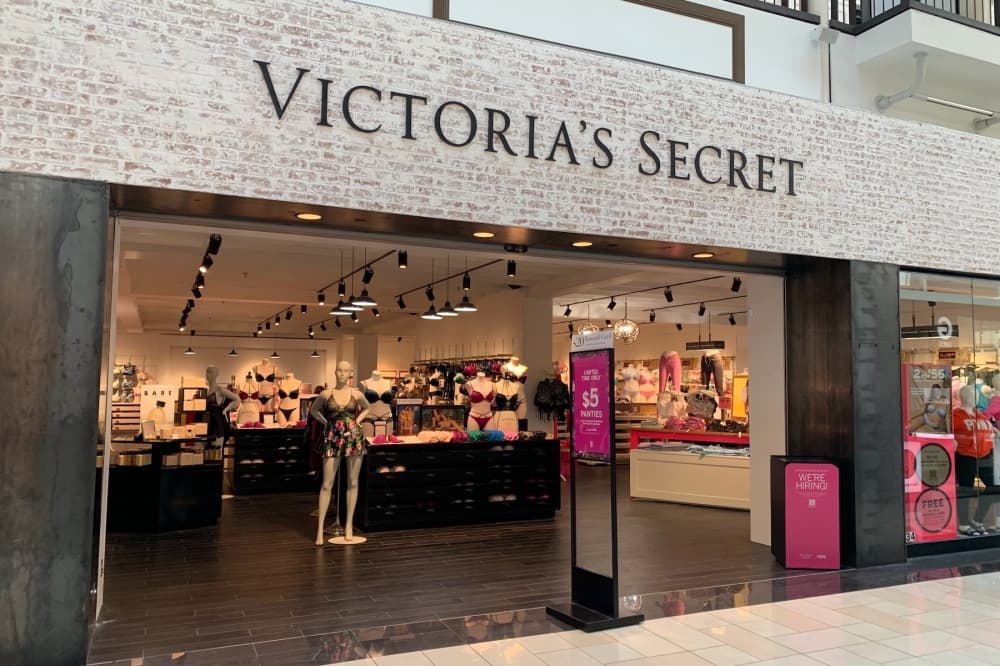 Victoria's Secret temporarily relocates within Deerbrook Mall amid renovations