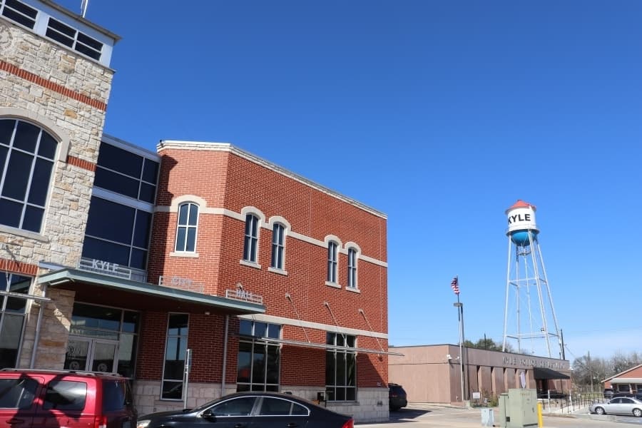 4 candidates contend for mayor of Kyle this November