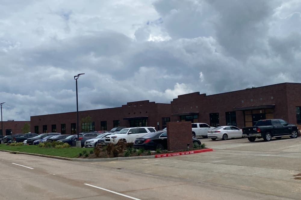Counseling center, boutique tenants moving into North Eldridge Parkway buildings