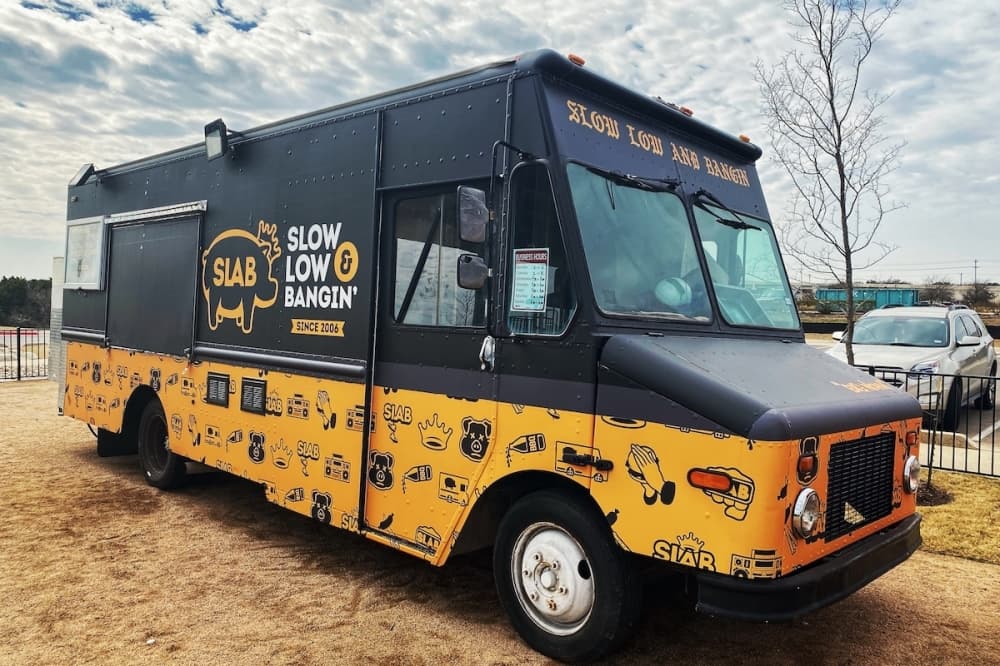Slab BBQ & Beer food truck location in Leander now closed
