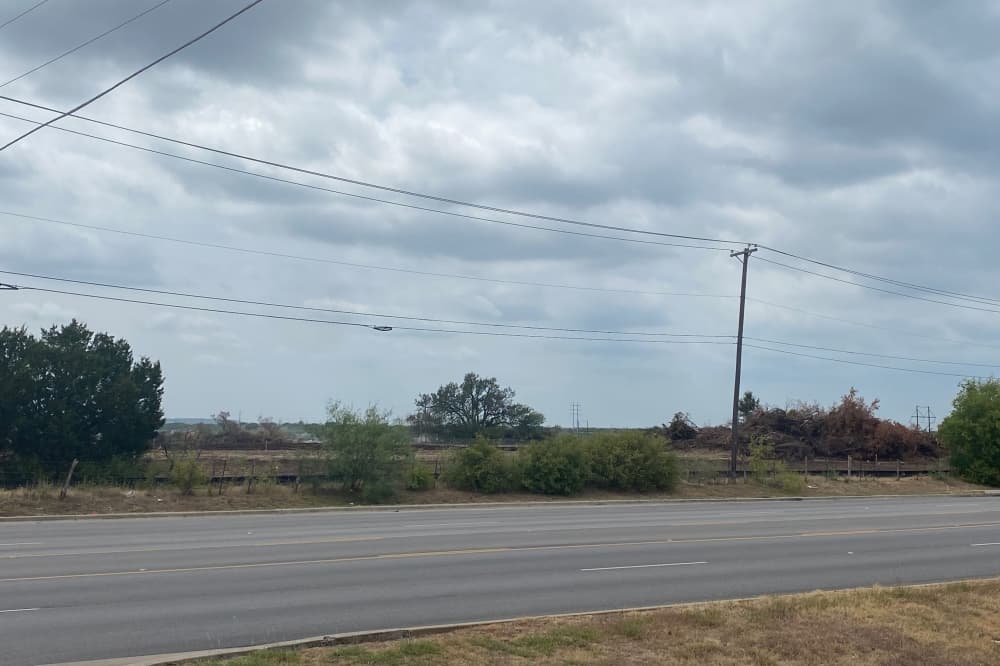 Land cleared along Old Settlers Boulevard for new QuikTrip location