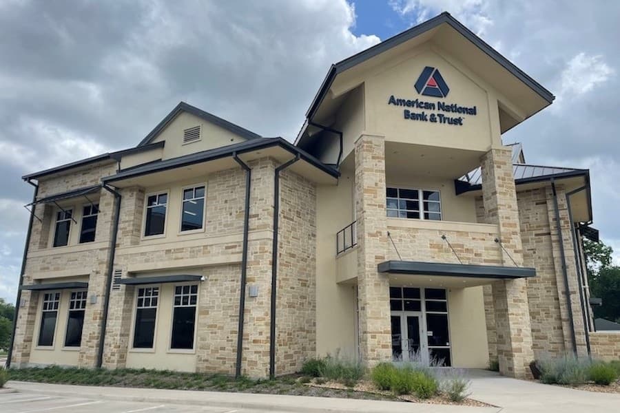 American National Bank & Trust opening Roanoke location