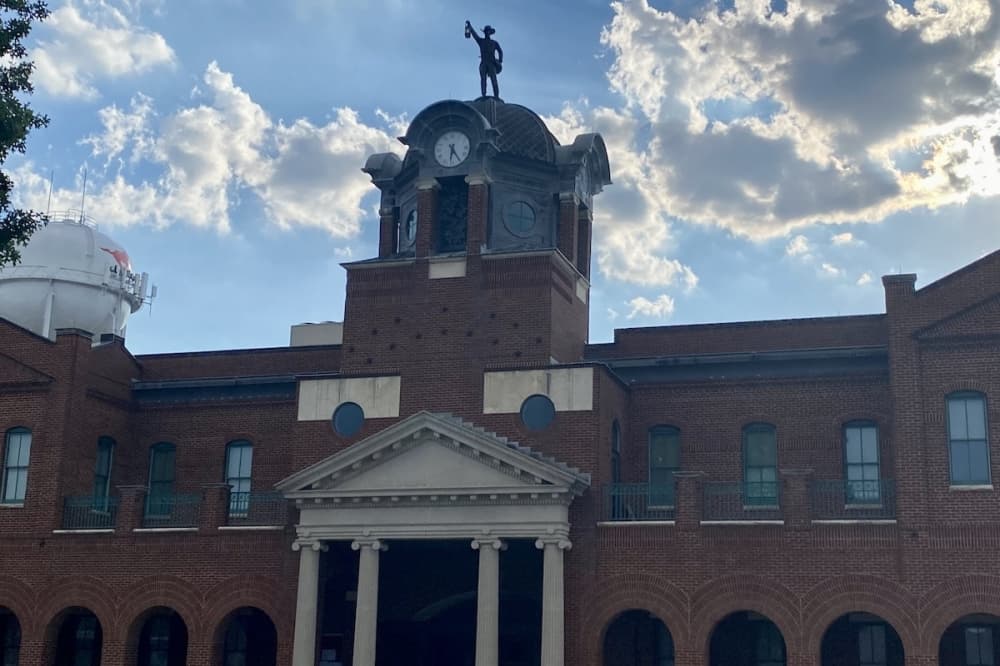 Grapevine to complete upgrades to downtown’s sidewalks, street lighting