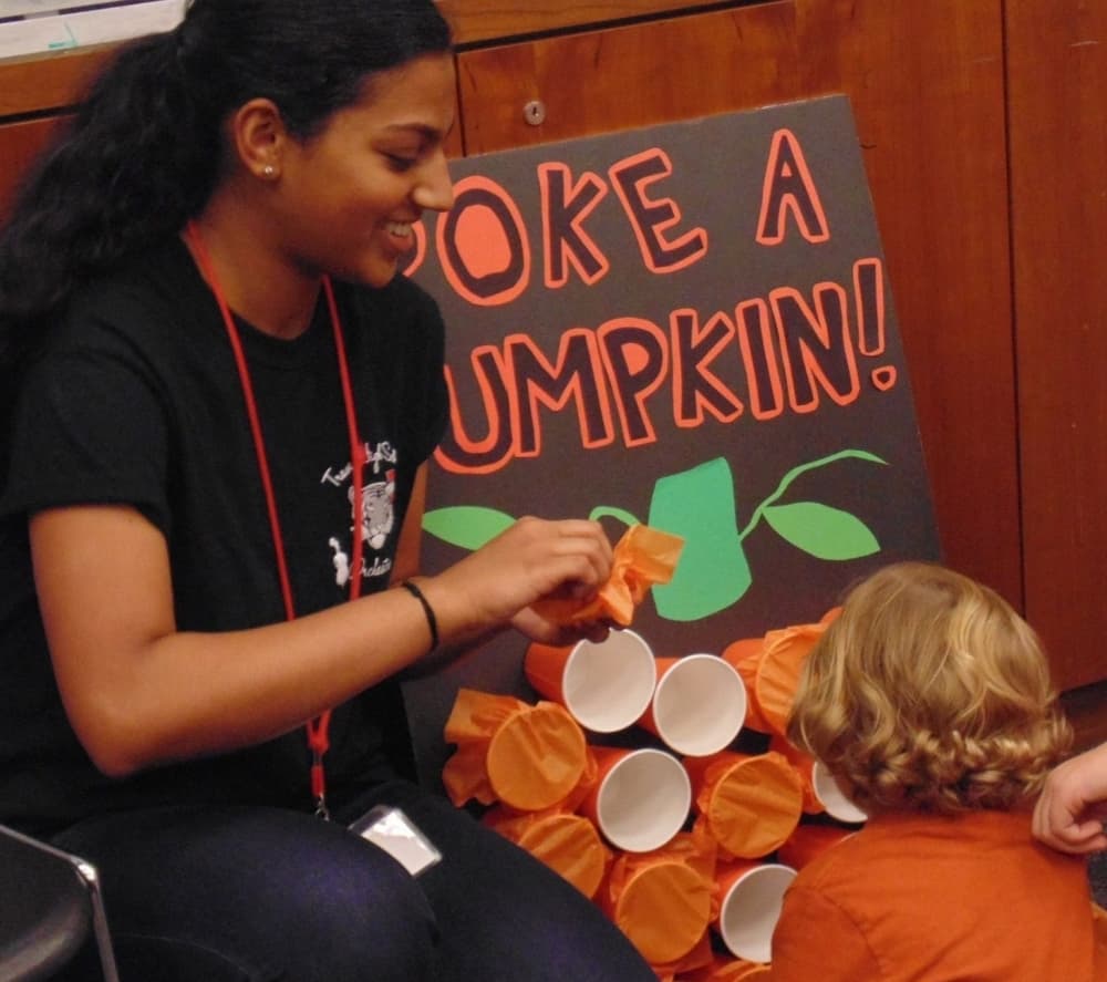 The Sugar Land Branch Library's Fall Festival will offer autumn-themed games. (Courtesy Fort Bend County Libraries)