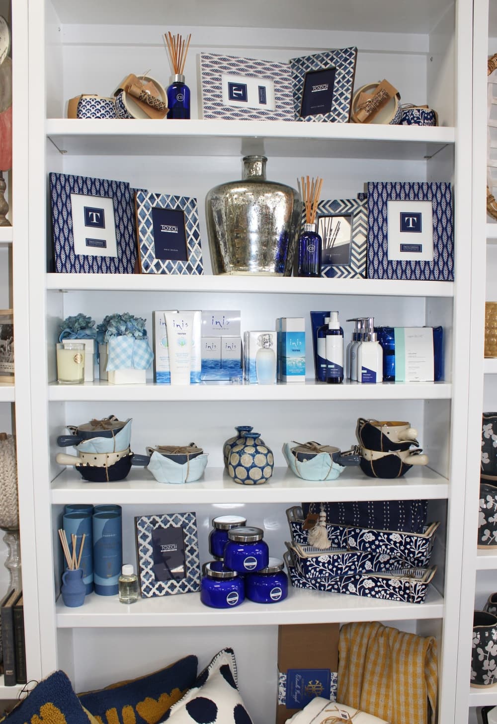 Griffin & Grace display.