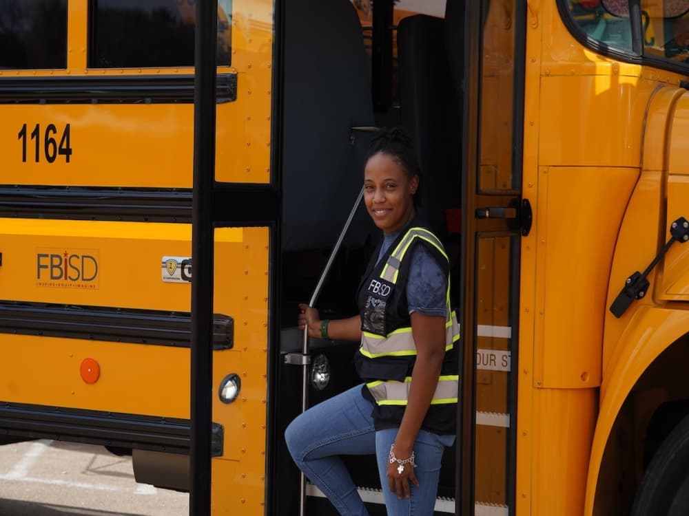FBISD bus system receives excellence award from Texas Association of School Boards