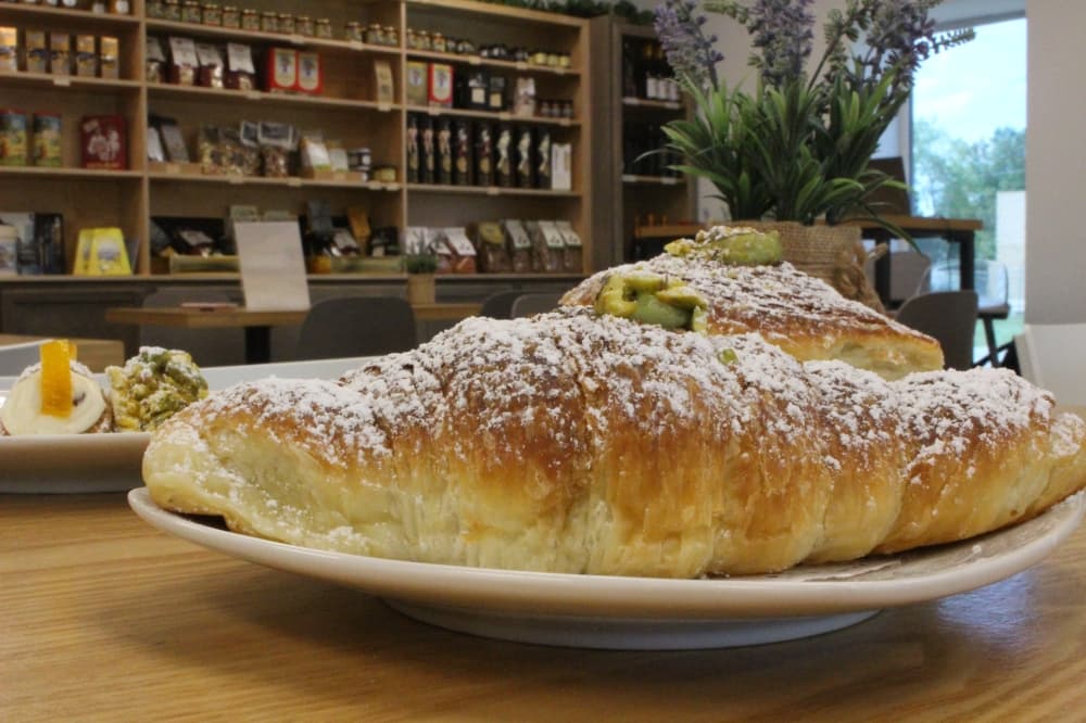 
Pastry items (prices vary) include filled croissants, stuffed morning buns and cannoli siciliani.