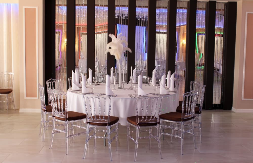 Deluxe Restaurant and Banquet Hall.