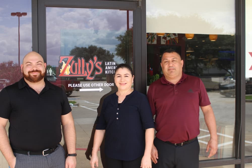 
Elvyn Guevara (left) owns the eatery with his mom, Zuleyma, and dad, Mario. (Photos by Lizzy Spangler/Community Impact Newspaper)