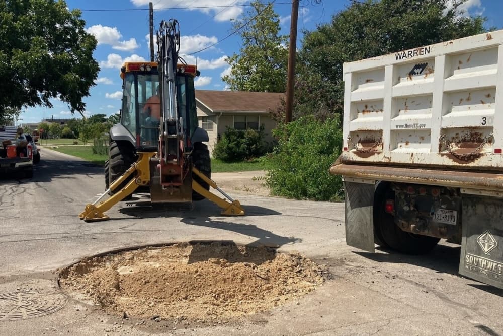 Hutto to consider new design contract for Live Oak Street improvements