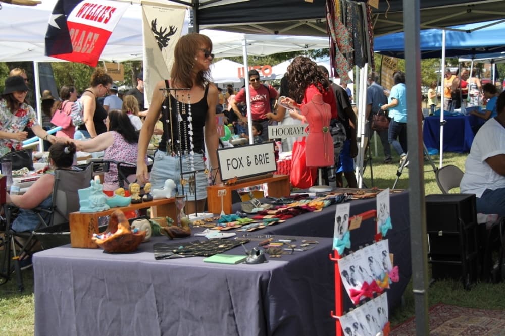 Good Neighbors Fest draws all-ages Austin crowd