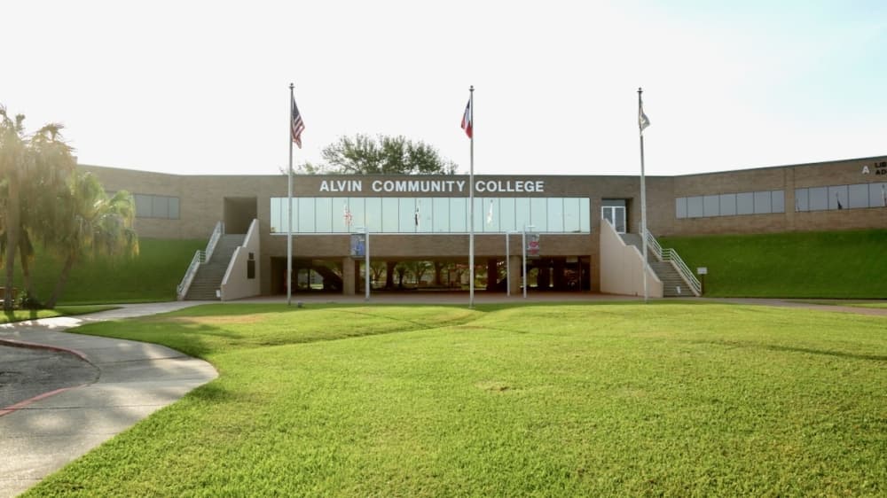 Student loans, school safety, mental health: All of the 2022 Pearland, Friendswood cover stories