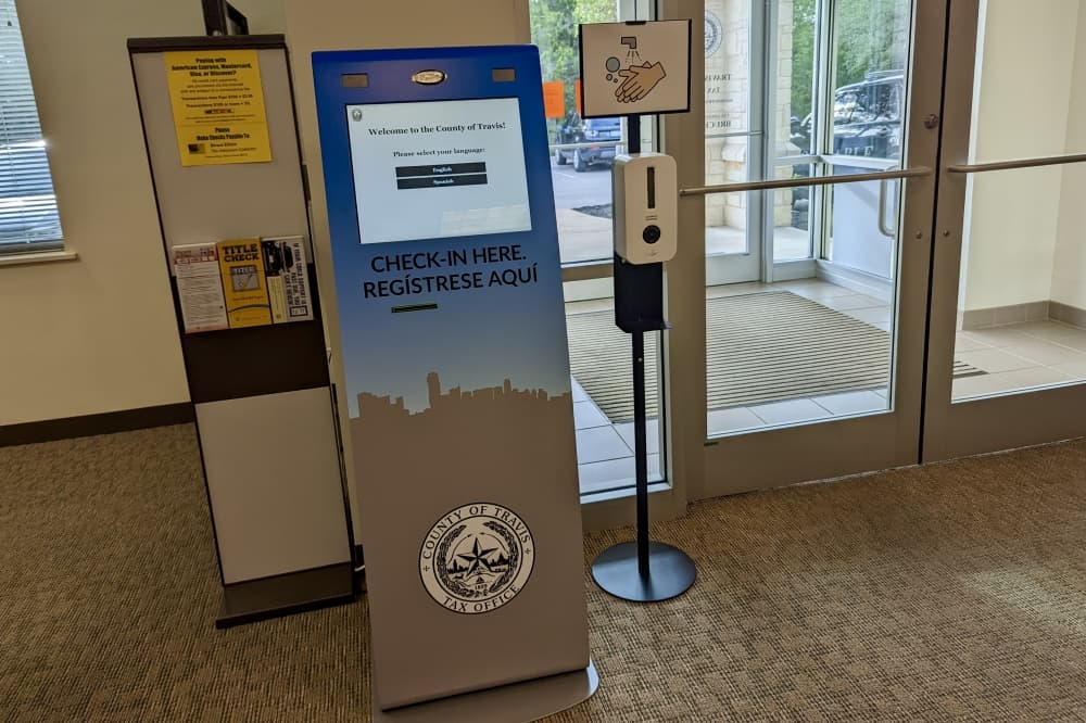 Electronic check-in machine