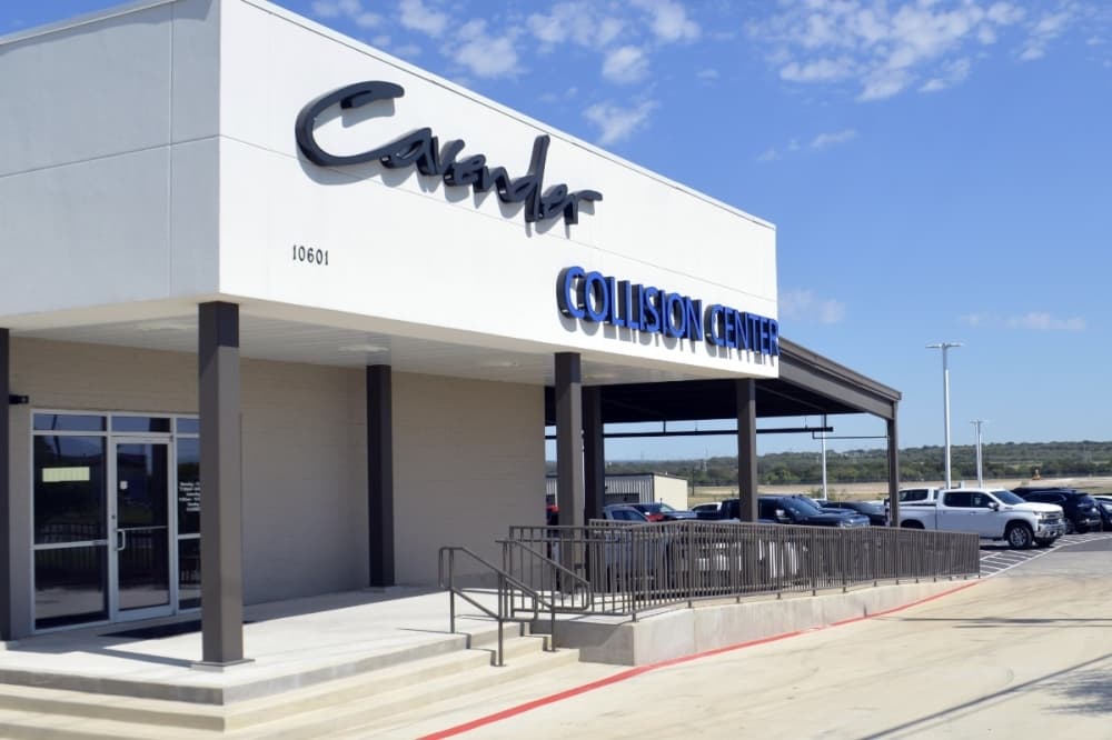 Cavender Auto Group opens new collision center in north San Antonio