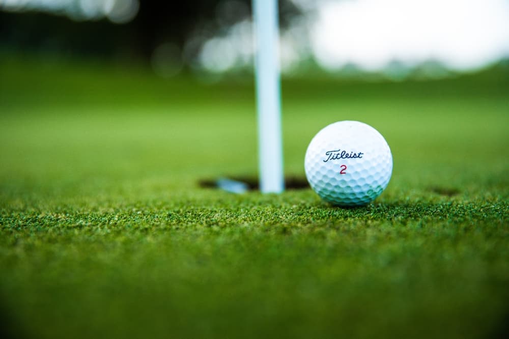 Tee Box celebrates one year of virtual golf entertainment in Kemah