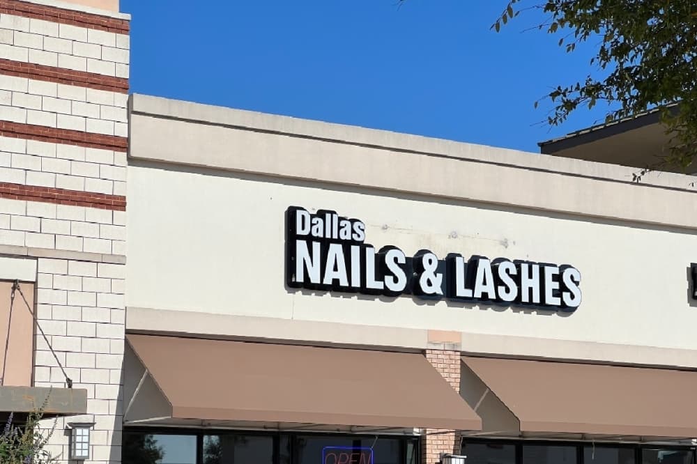Dallas Nails & Lashes offers cosmetic services in Plano