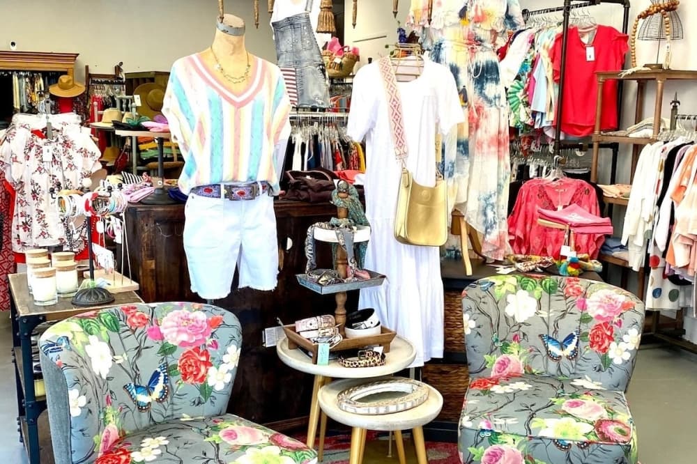 Get Noticed Boutique offering catalog of gifts, clothing in Richardson